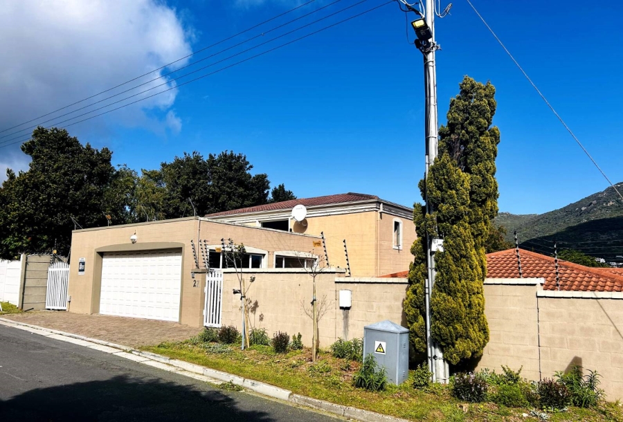 To Let 2 Bedroom Property for Rent in Hout Bay Western Cape